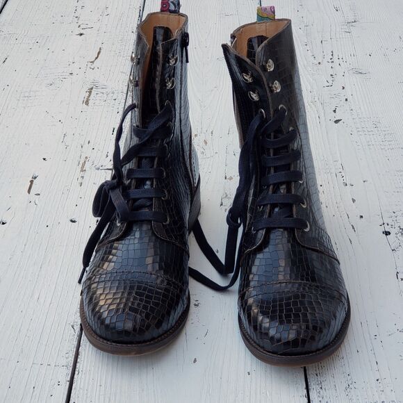 Unity in Diversity Combat Boots Made in Portugal Womens Size EU 40 / US 9 NEW - Picture 3 of 6